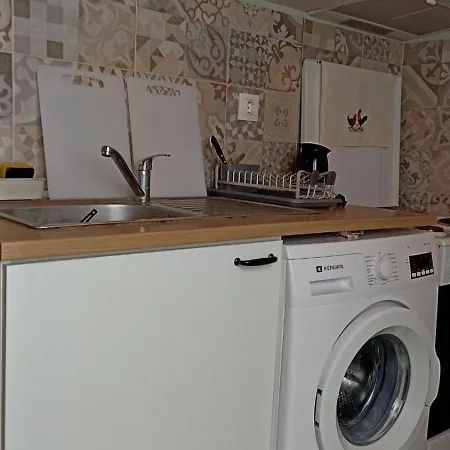 Anna's Olive Grove * Amoliani